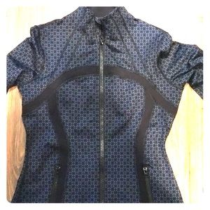 ⁉️Like new Lululemon Define Jacket